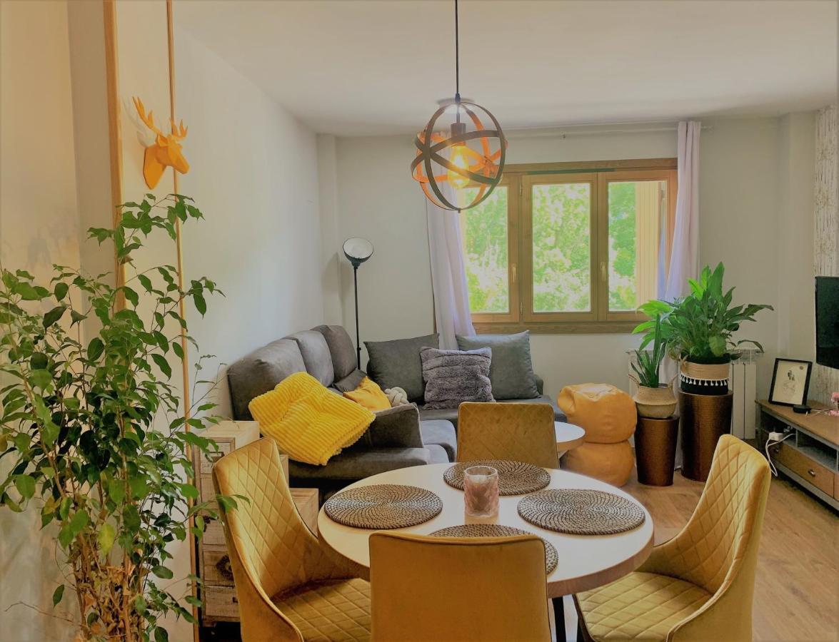 Apartamento IBÓN Apartment Benasque Bagian luar foto